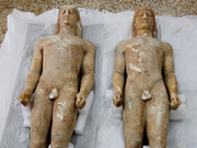希腊两尊2500多年前雕像文物被盗挖(高清组图)